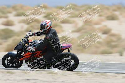 media/May-05-2025-Moto Forza (Mon) [[3c1838c5e5]]/2-B Group/Session 3 (Panning Test Turn 14 Inside)/